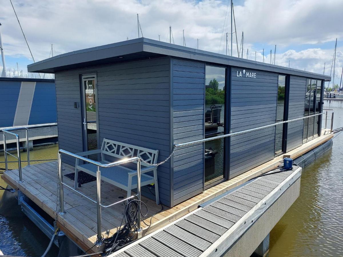 Luxury Houseboat In Volendam Marina Hotel Kültér fotó